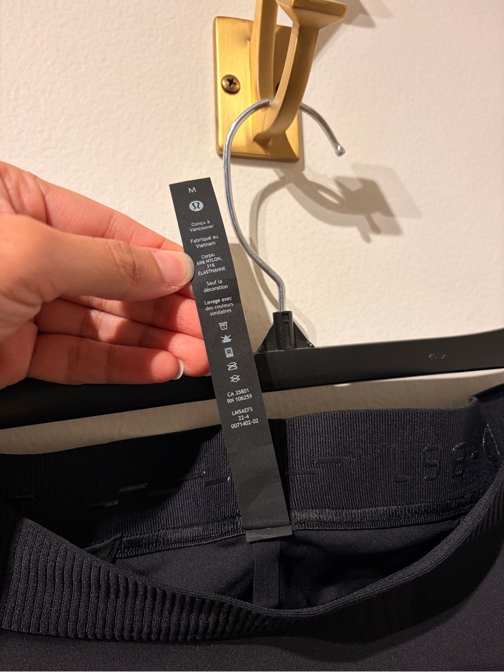 lululemon athletica Men's Black License to Train Tight 21" Medium - Picture 7 of 7